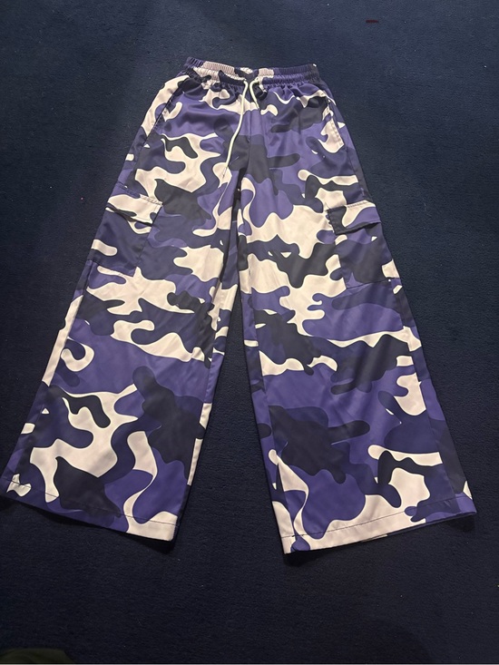 Source Unknown Pants - Women’s Small Cargo Pants Camo Purple Gray White Cinch Waist